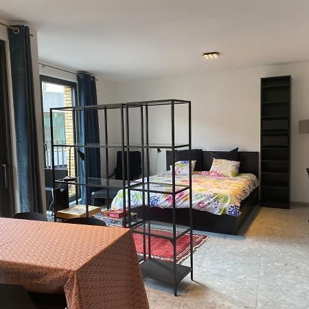 Studio Near Shopping K In K New Bright And Central Kortrijk Dış mekan fotoğraf