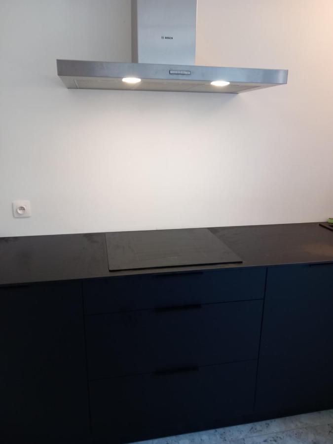 Studio Near Shopping K In K New Bright And Central Kortrijk Dış mekan fotoğraf